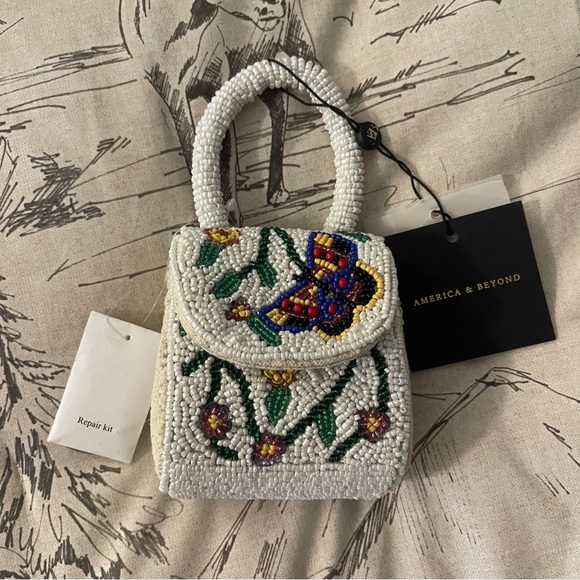 America & Beyond Handbags - America & Beyond Beaded Floral Handbag - White and Multicolor